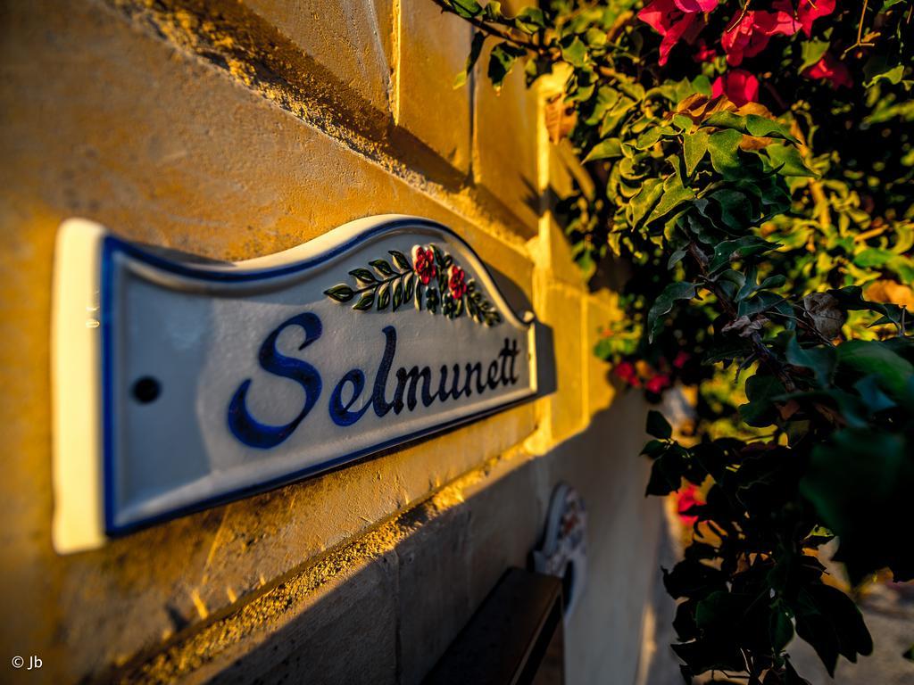 Villa Selmunett Naxxar Buitenkant foto